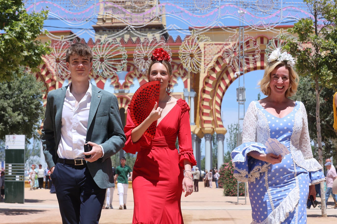 Fotos: ambiente de gala en el Arenal en el miércoles de la Feria de Córdoba