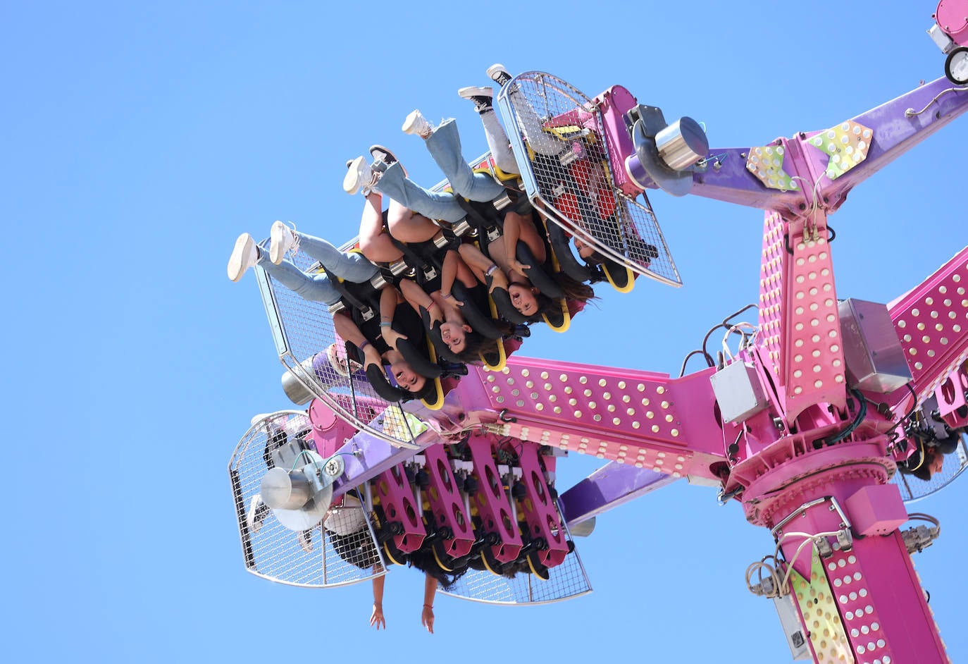 Fotos: ambiente de gala en el Arenal en el miércoles de la Feria de Córdoba