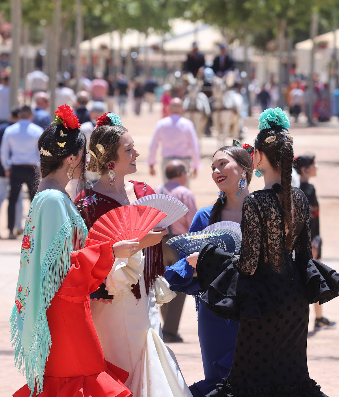 Fotos: ambiente de gala en el Arenal en el miércoles de la Feria de Córdoba
