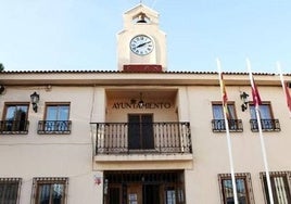 Los tránsfugas de Vox en el Ayuntamiento de Pioz seguirán cobrando gracias al voto de calidad del alcalde