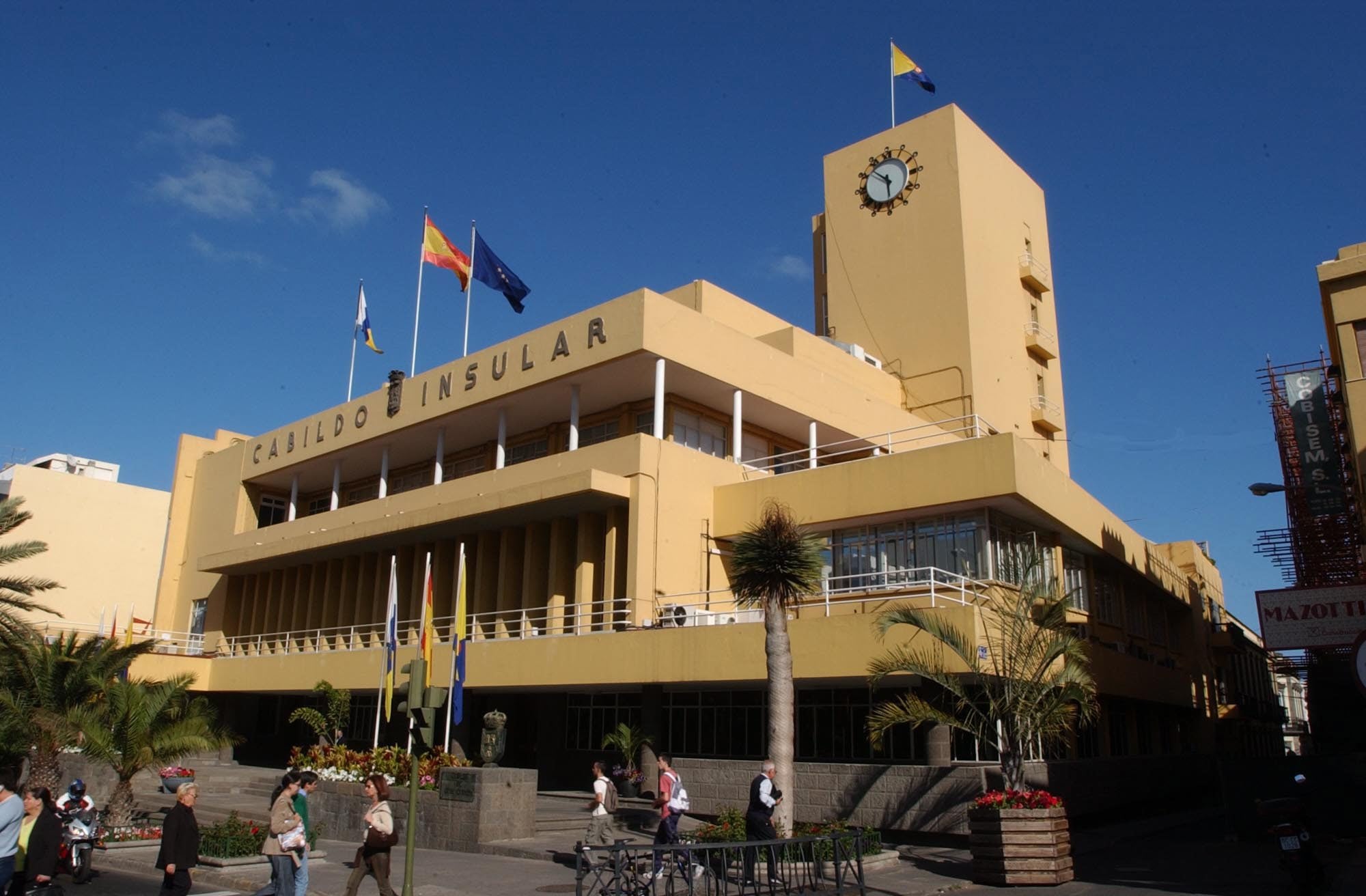 El sueldo de un funcionario en un Cabildo de Canarias