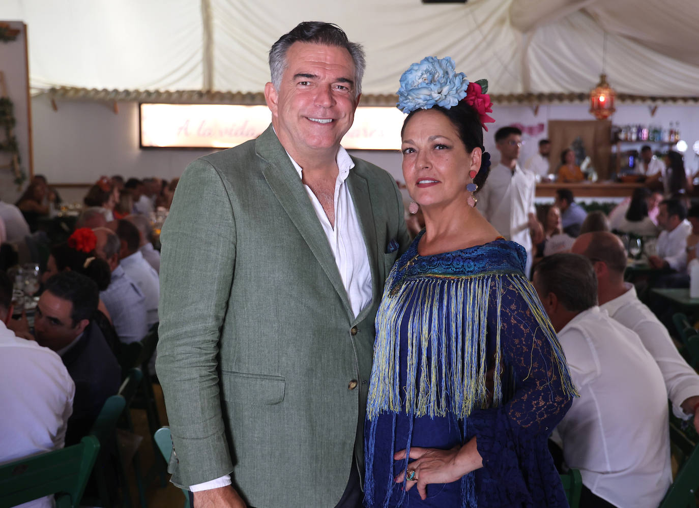 Las imágenes del ambiente en las casetas de este miércoles en la Feria de Córdoba (I)