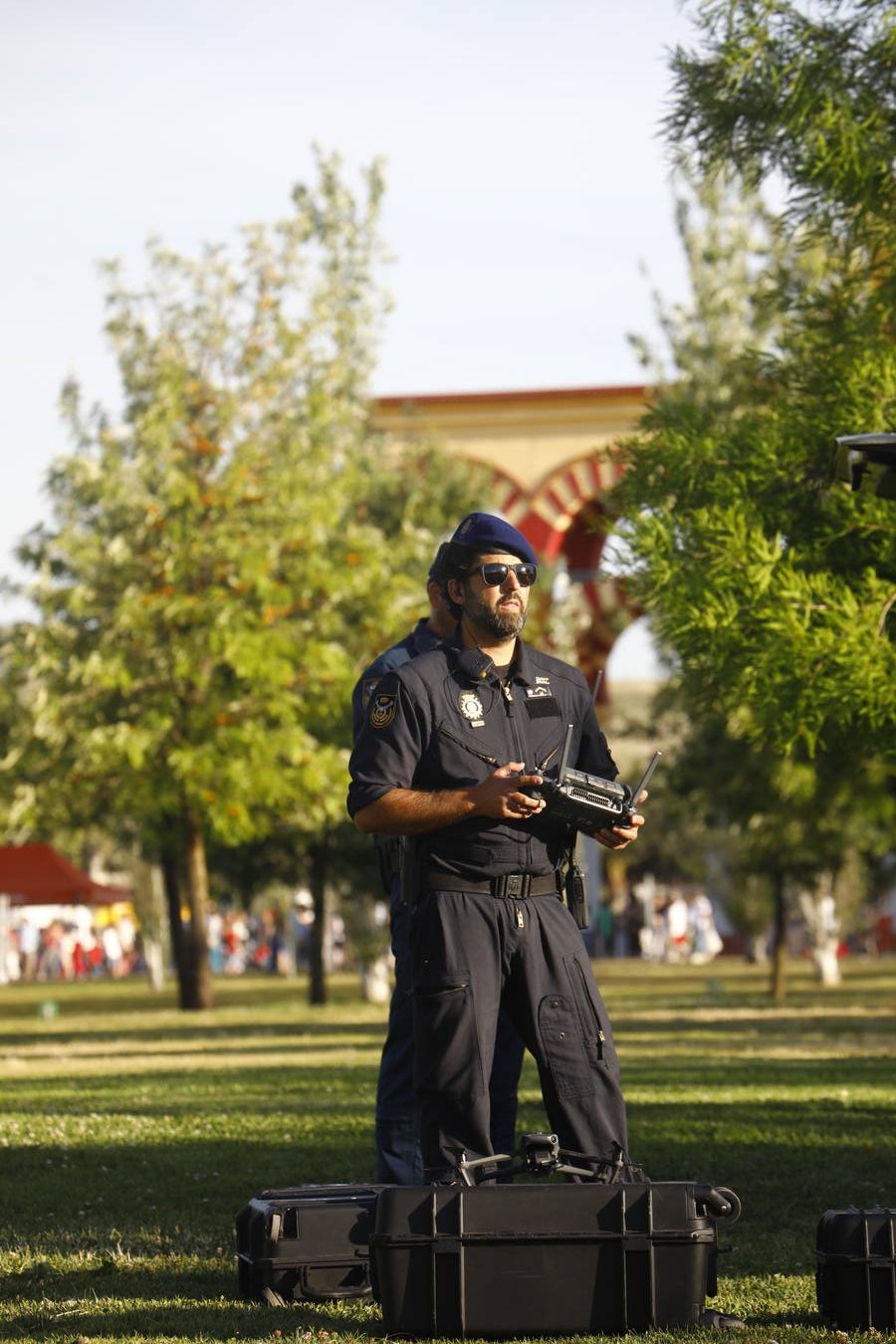 Fotos: La brillante exhibición de drones de la Policía Nacional en la Feria de Córdoba