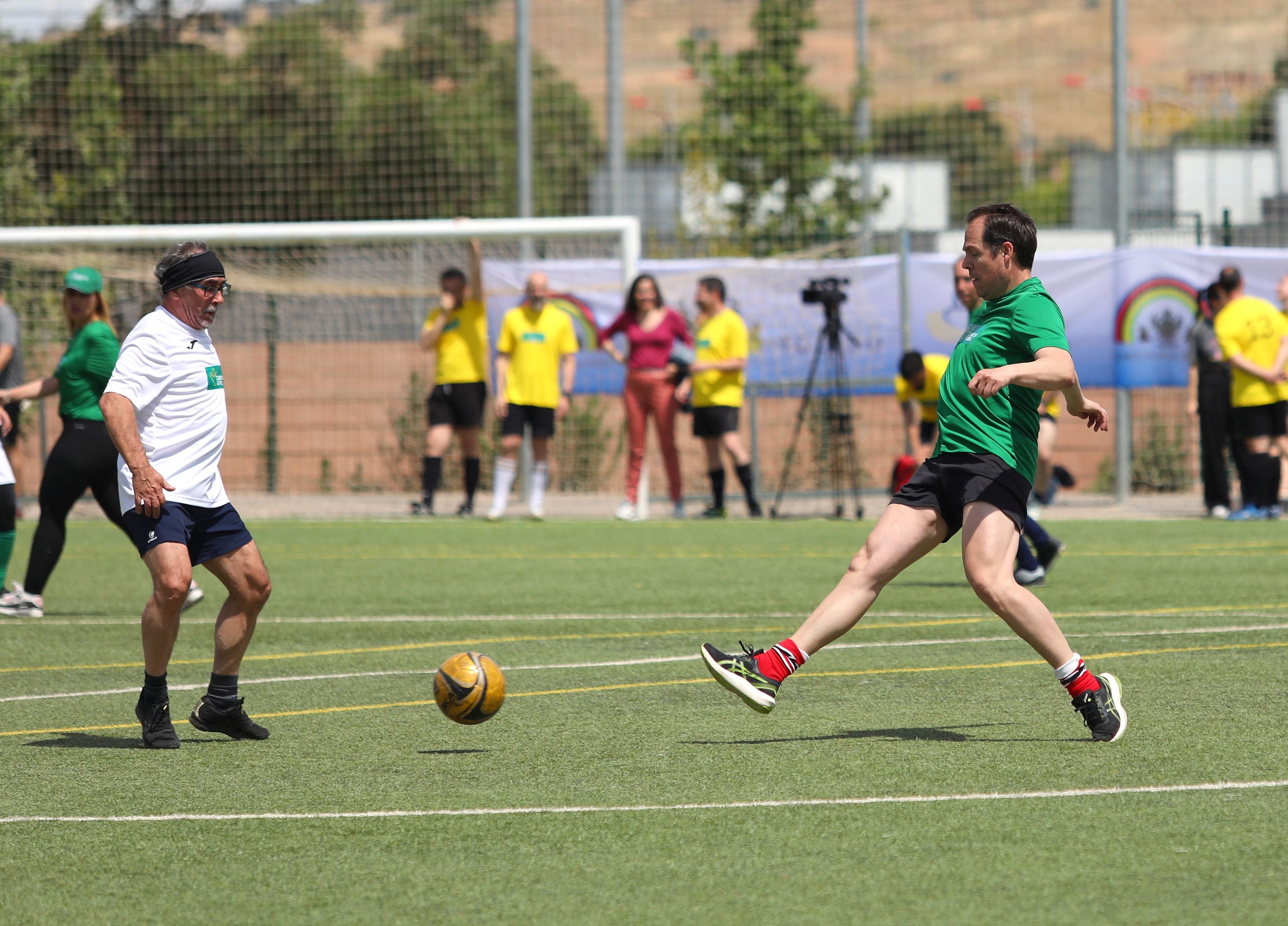Los periodistas vencen el triangular benéfico de fútbol pre Corpus organizado por Europa Press