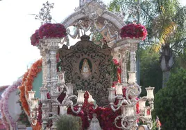 Llegada a Sevilla de la hermandad del Rocío del Salvador, en imágenes