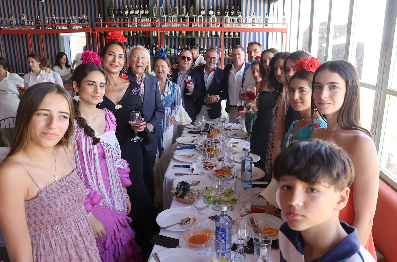 Las imágenes del ambiente este último sábado en las casetas de la Feria de Córdoba (II)