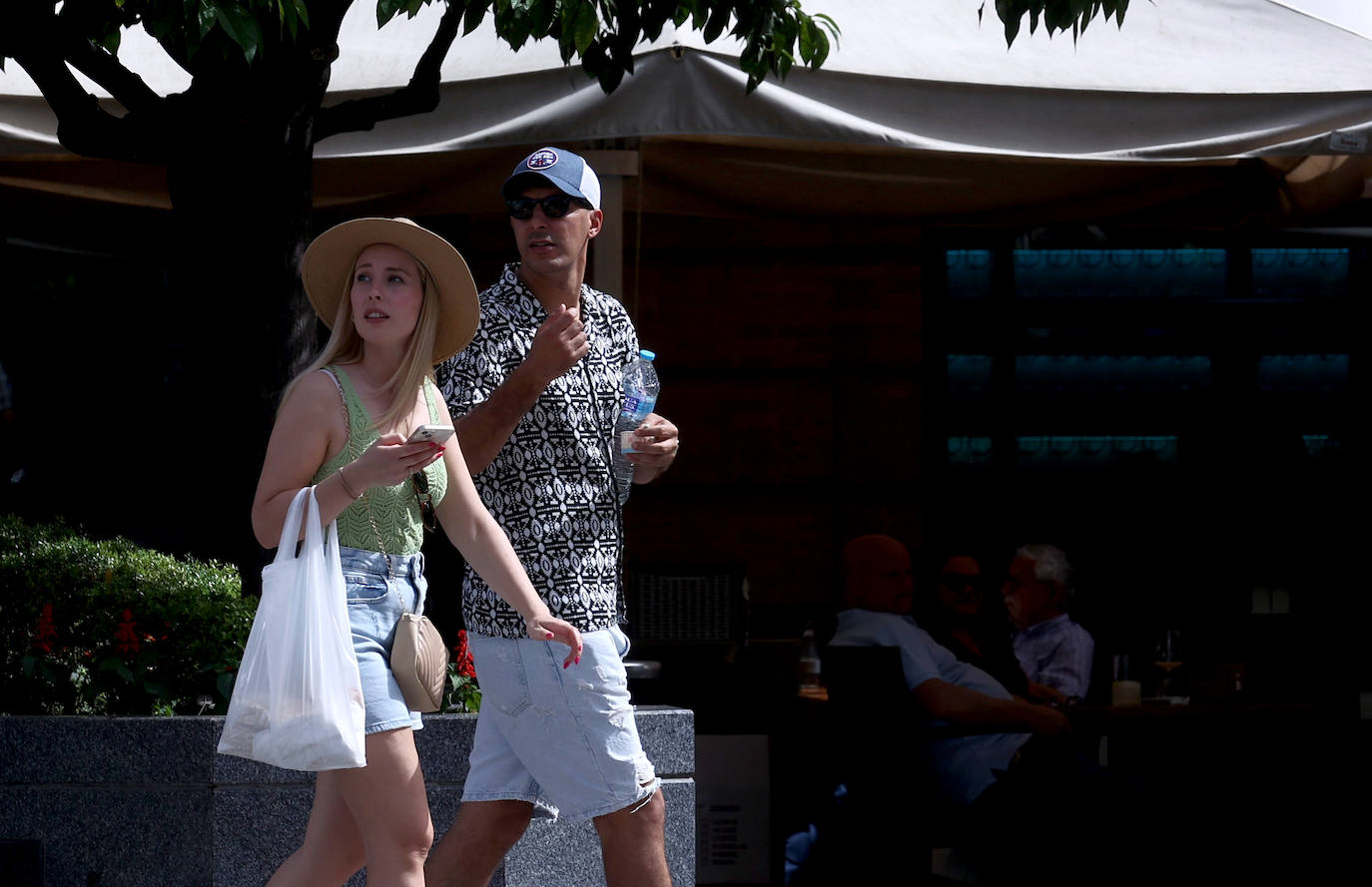 El primer arreón de calor de la temporada en Córdoba, en imágenes