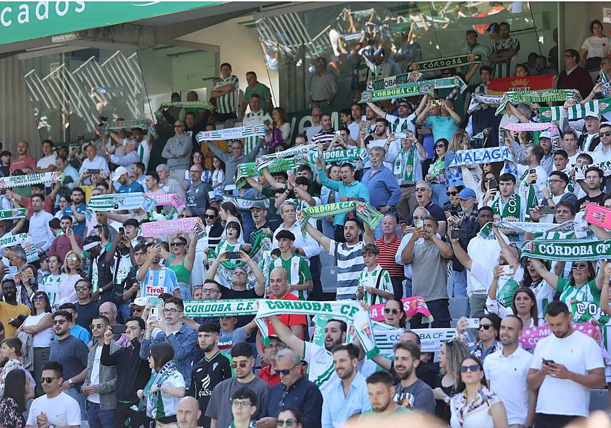 La afición de El Arcángel durante esta temporada en Primera Federación
