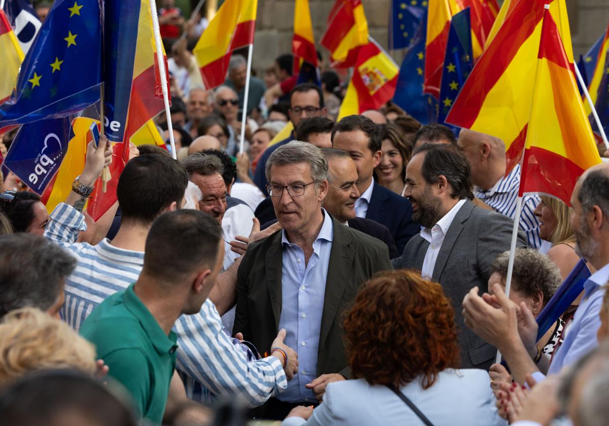 Alberto Núñez Feijóo, a su llegada al mitin de Talavera