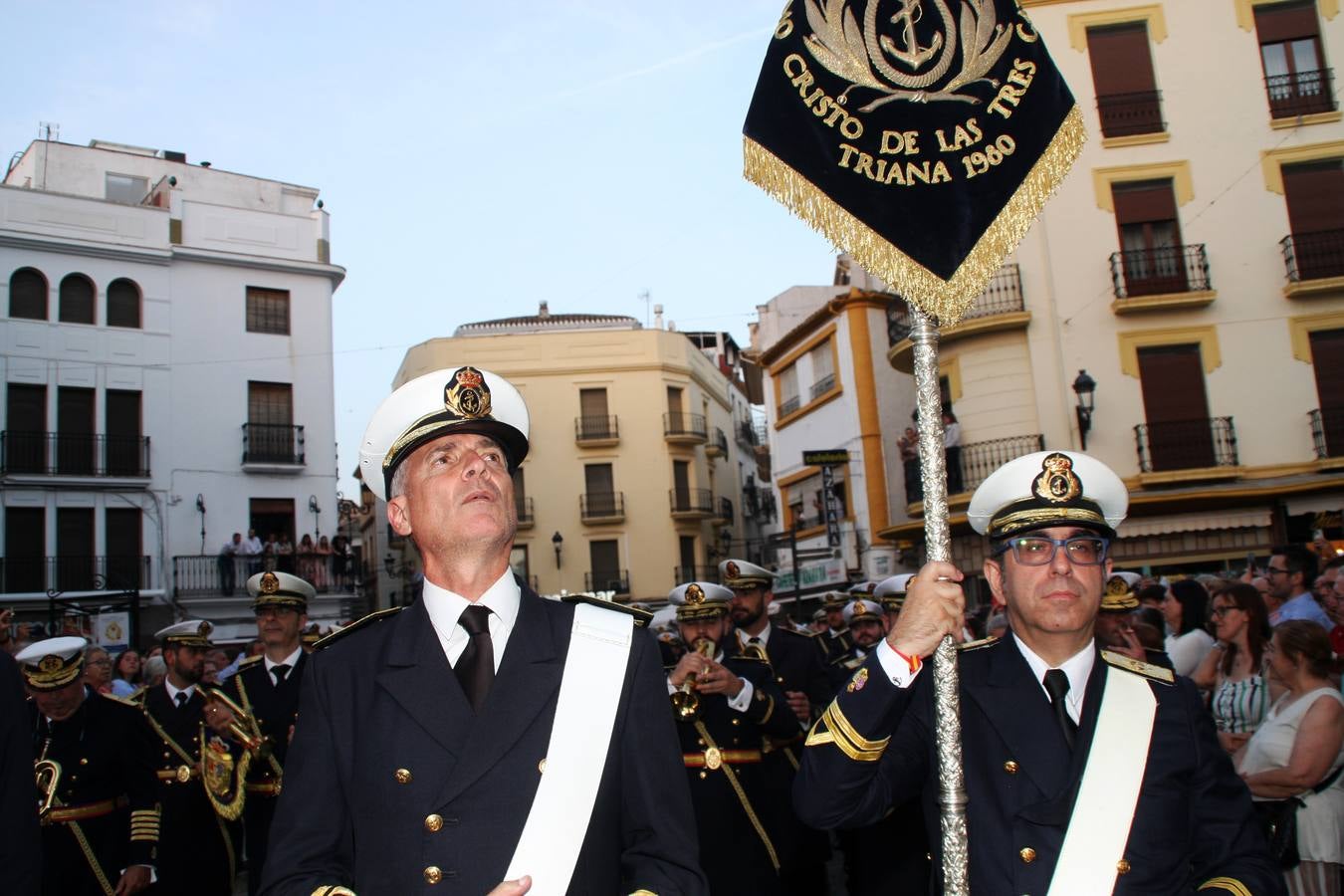 Fotos: el Nazareno vuelve a las calles abarrotadas de Priego de Córdoba