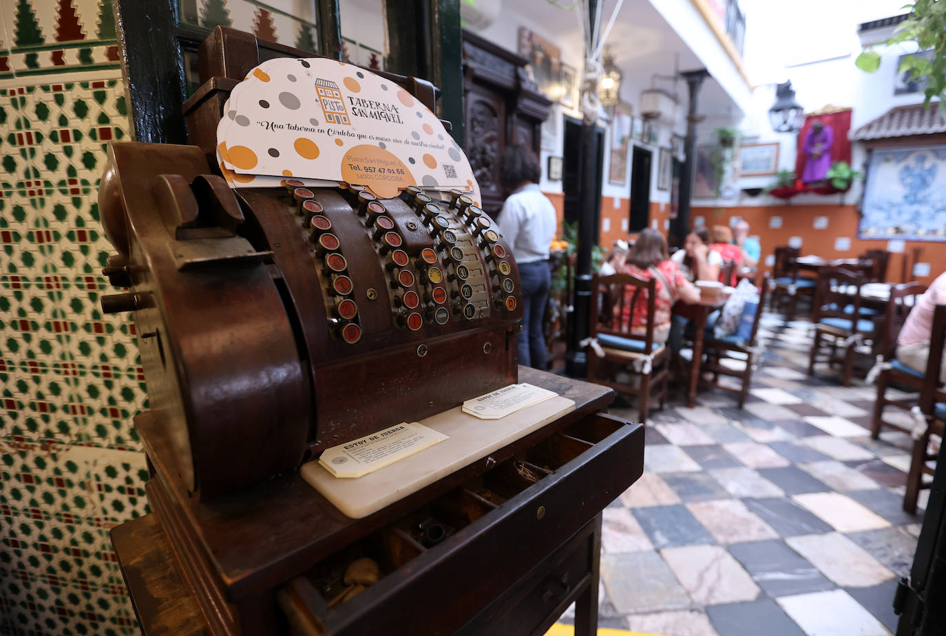Fotos: el sabor auténtico de las tabernas más antiguas de Córdoba