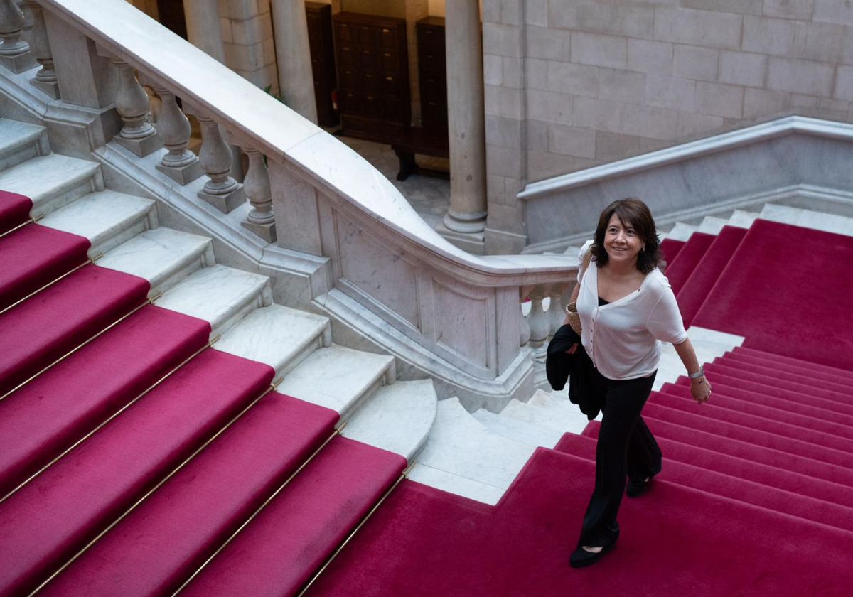 Anna Erra, presidenta del Parlamento de Cataluña