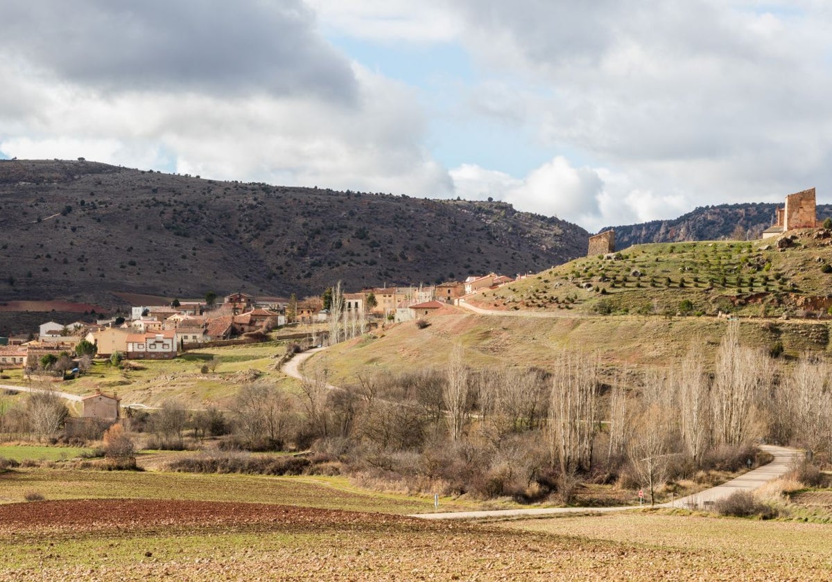 Panorámica de la localidad de Riba de Saelices (Guadalajara)