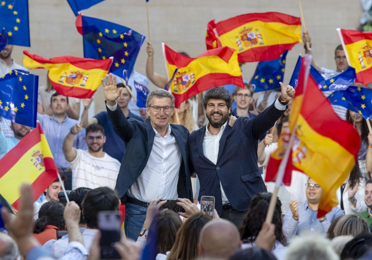 Feijóo en un mitin con López Miras en Murcia la semana pasada