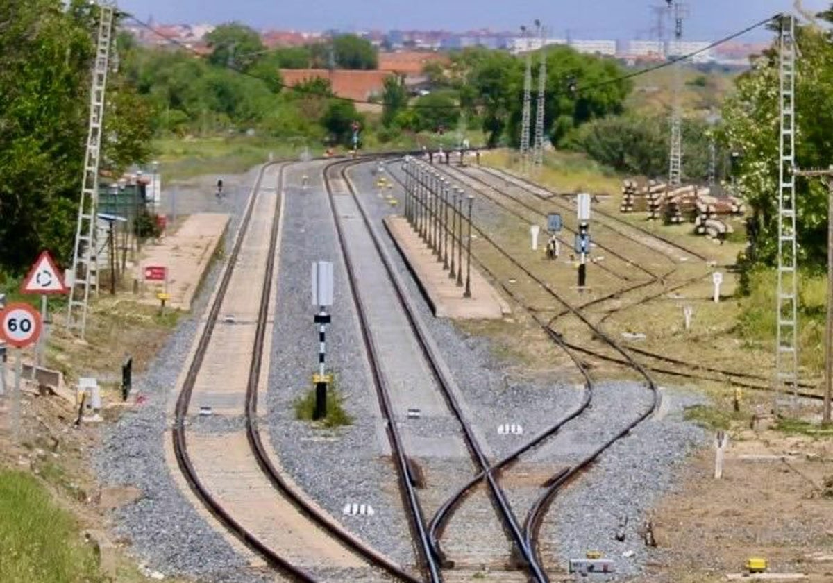 Estación de ferrocarril de las localidades Villaluenga-Yuncler