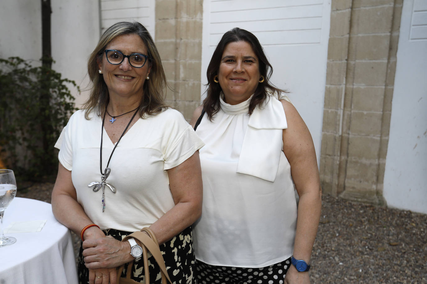 Elena Gonzalez-Vallarino y Rocio Genebat