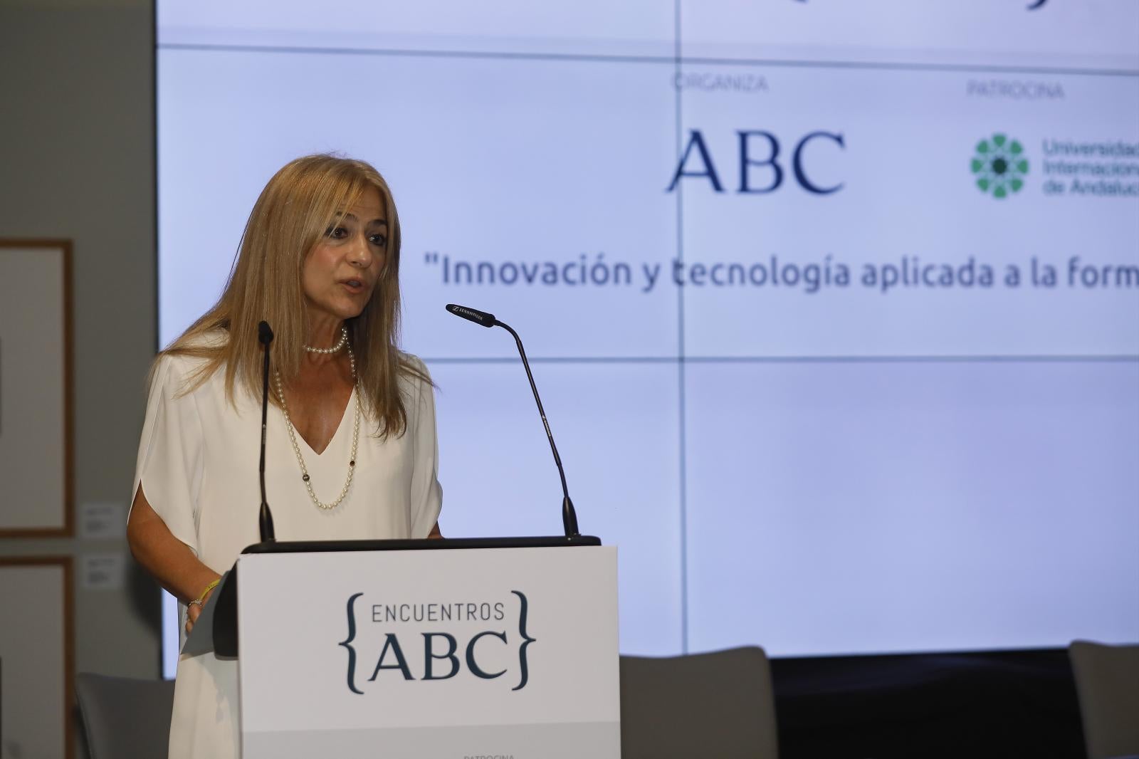 Del Pozo, durante su intervención en el Encuentro ABC Unia