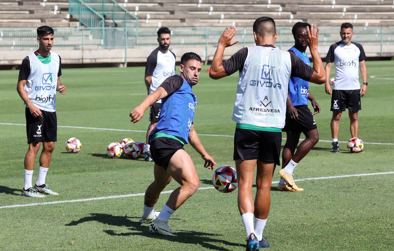 Fotos: el Córdoba CF prepara uno de los partidos de la temporada