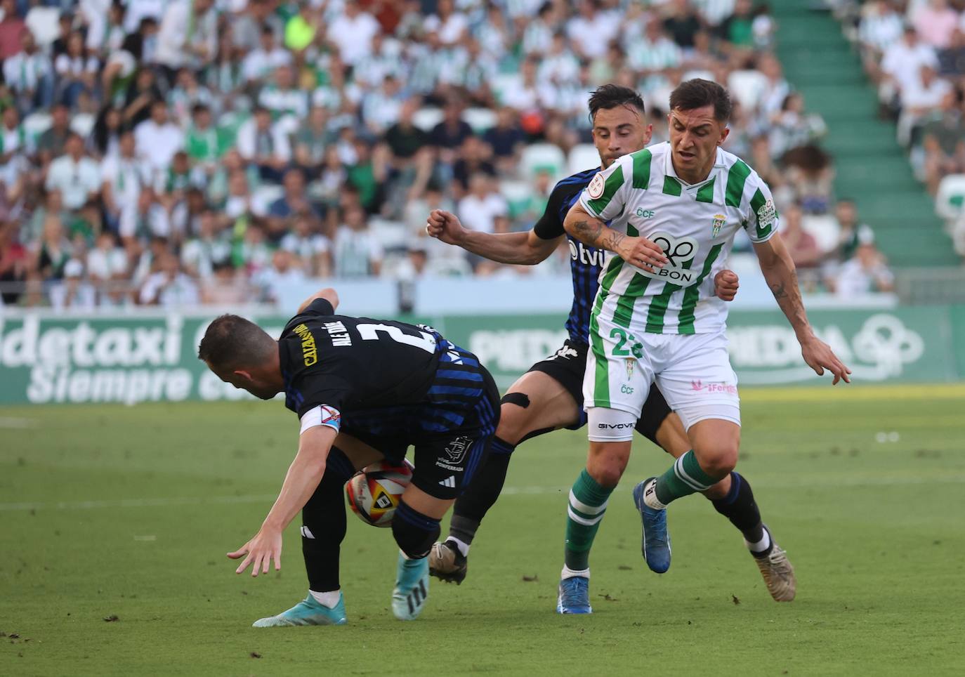 Fotos: el emocionante triunfo del Córdoba ante la Ponferradina