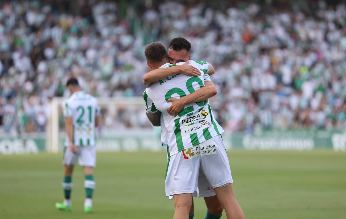 Fotos: el emocionante triunfo del Córdoba ante la Ponferradina