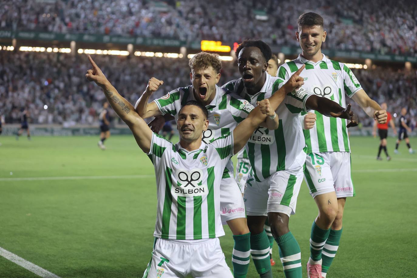 Fotos: el emocionante triunfo del Córdoba ante la Ponferradina