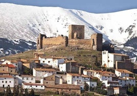 El pueblo de Aragón que es el único de España que está excomulgado y oficialmente maldito