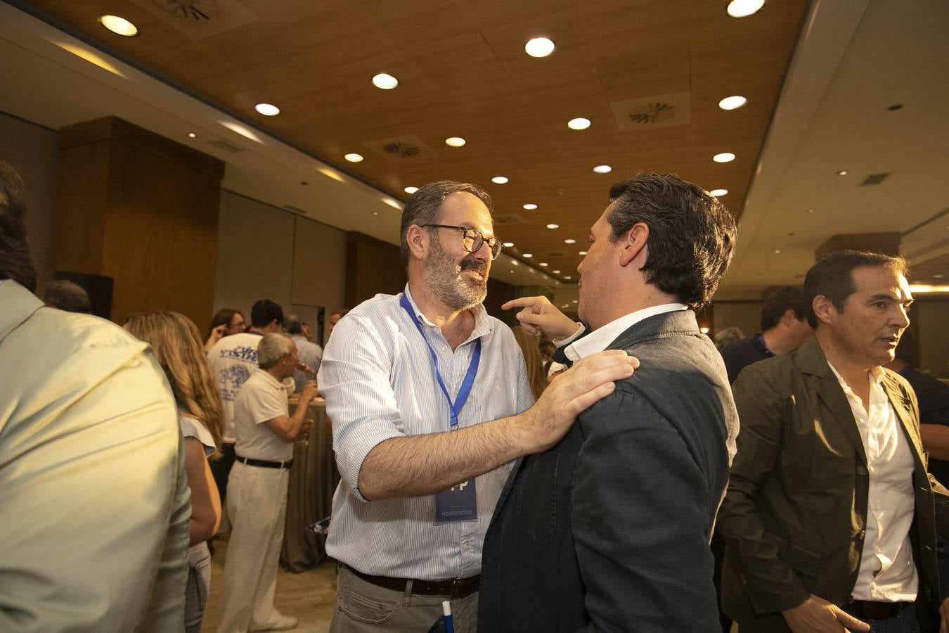 Las imágenes de la celebración del PP por su victoria en Córdoba