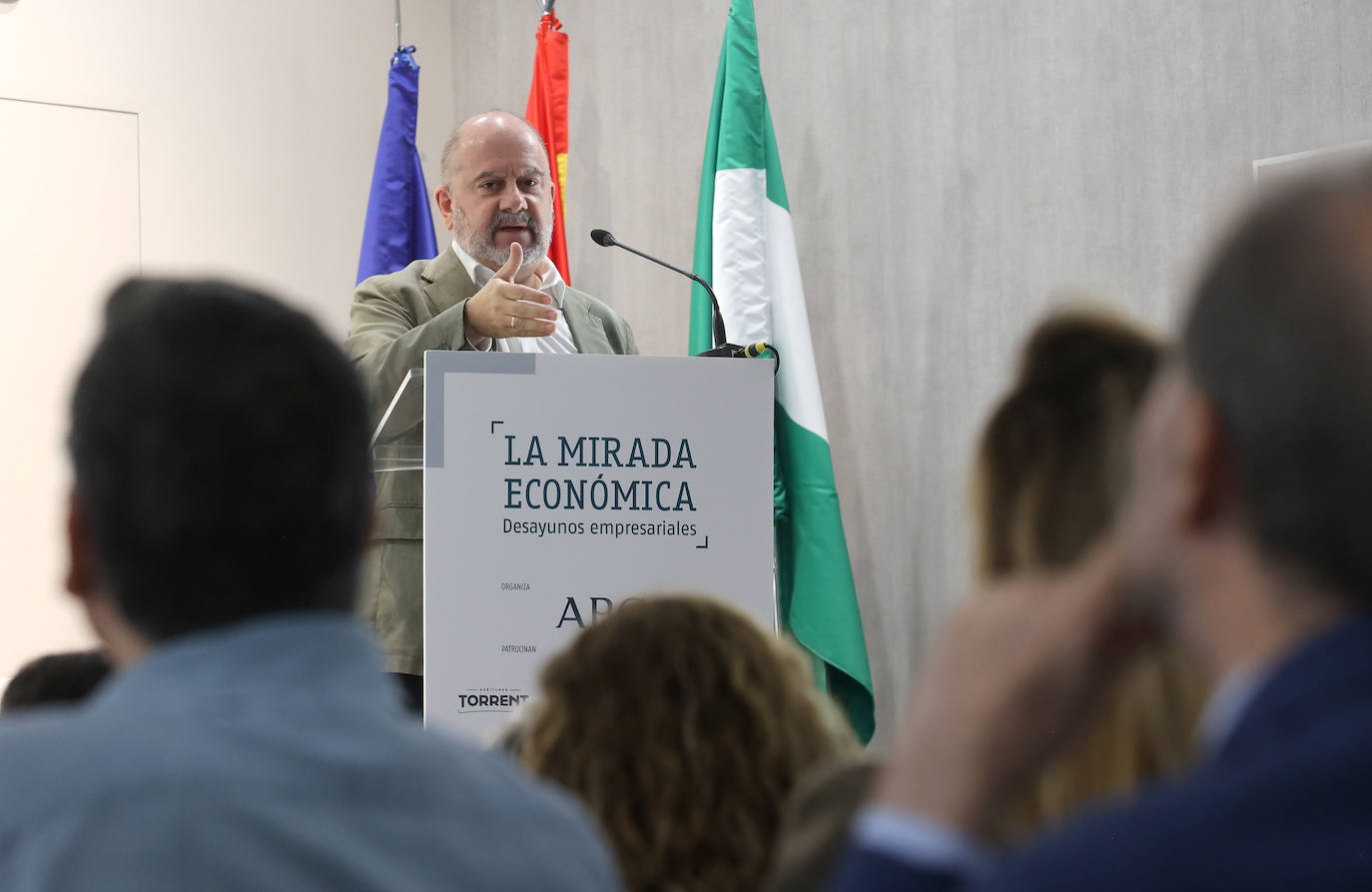 Las imágenes de Benjamín Lana en el ciclo La Mirada Económica de ABC Córdoba