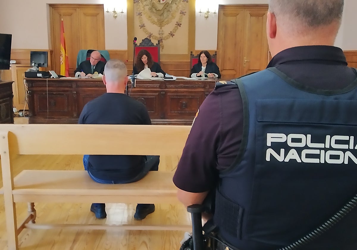 El procesado, este martes, momentos antes de reconocer los hechos