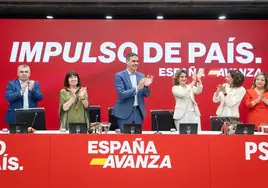 El PSOE intenta seguir con la legislatura pese a la crisis en su socio tras la dimisión de Díaz