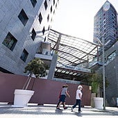 Las tiendas y centros comerciales de Valencia vuelven a abrir domingos y festivos hasta enero de 2025