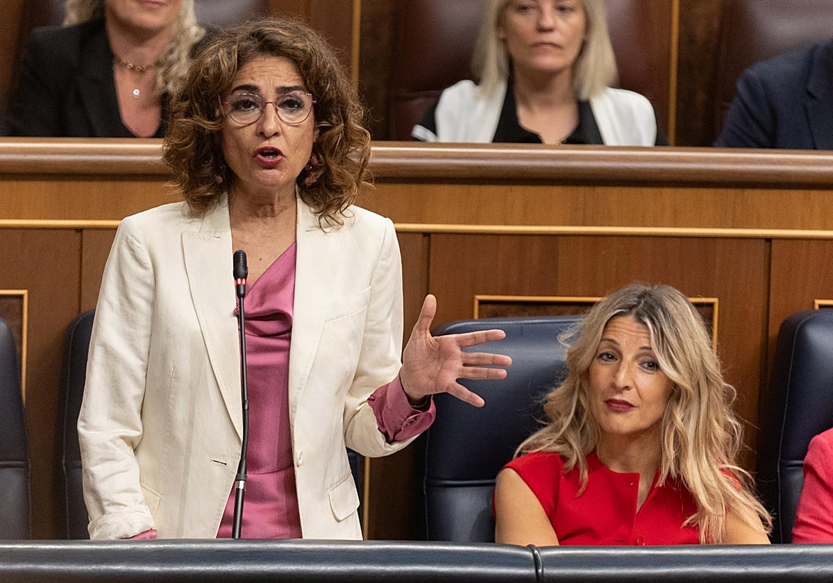 La vicepresidenta primera del Gobierno y ministra de Hacienda, María Jesús Montero