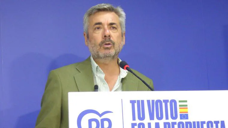 El portavoz del grupo municipal del PP, este miércoles durante su comparecencia