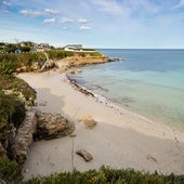 Este es el pueblo de Galicia más barato para alquilar una casa este verano en la playa
