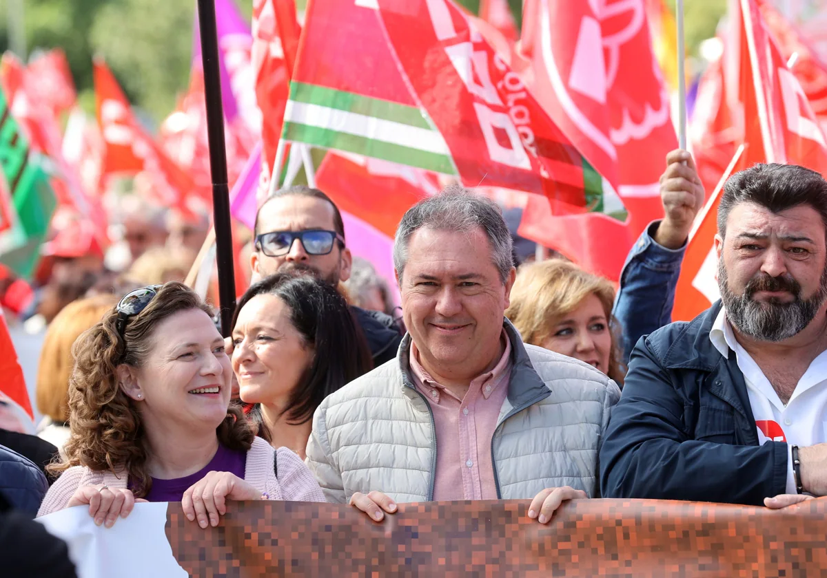 Juan Espadas, en la manifestación del Primero de Mayo en Córdoba