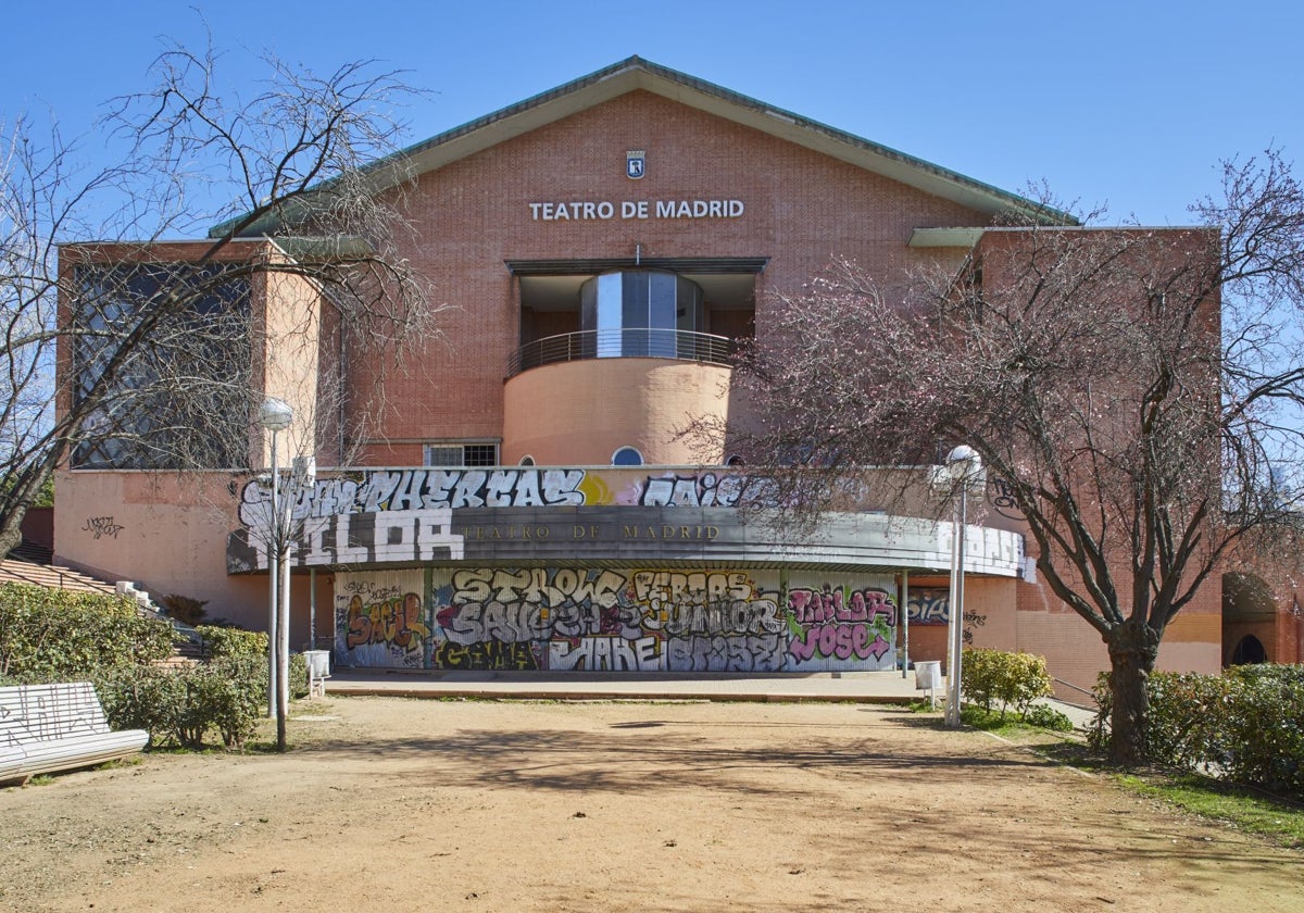 El estado del Teatro Madrid, en el distrito de Fuencarral-El Pardo, fotografiado en 2019