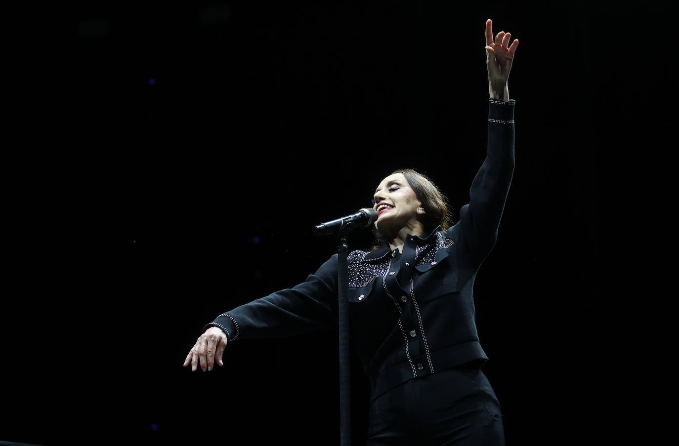 Las mejores imágenes del concierto de Luz Casal en Córdoba