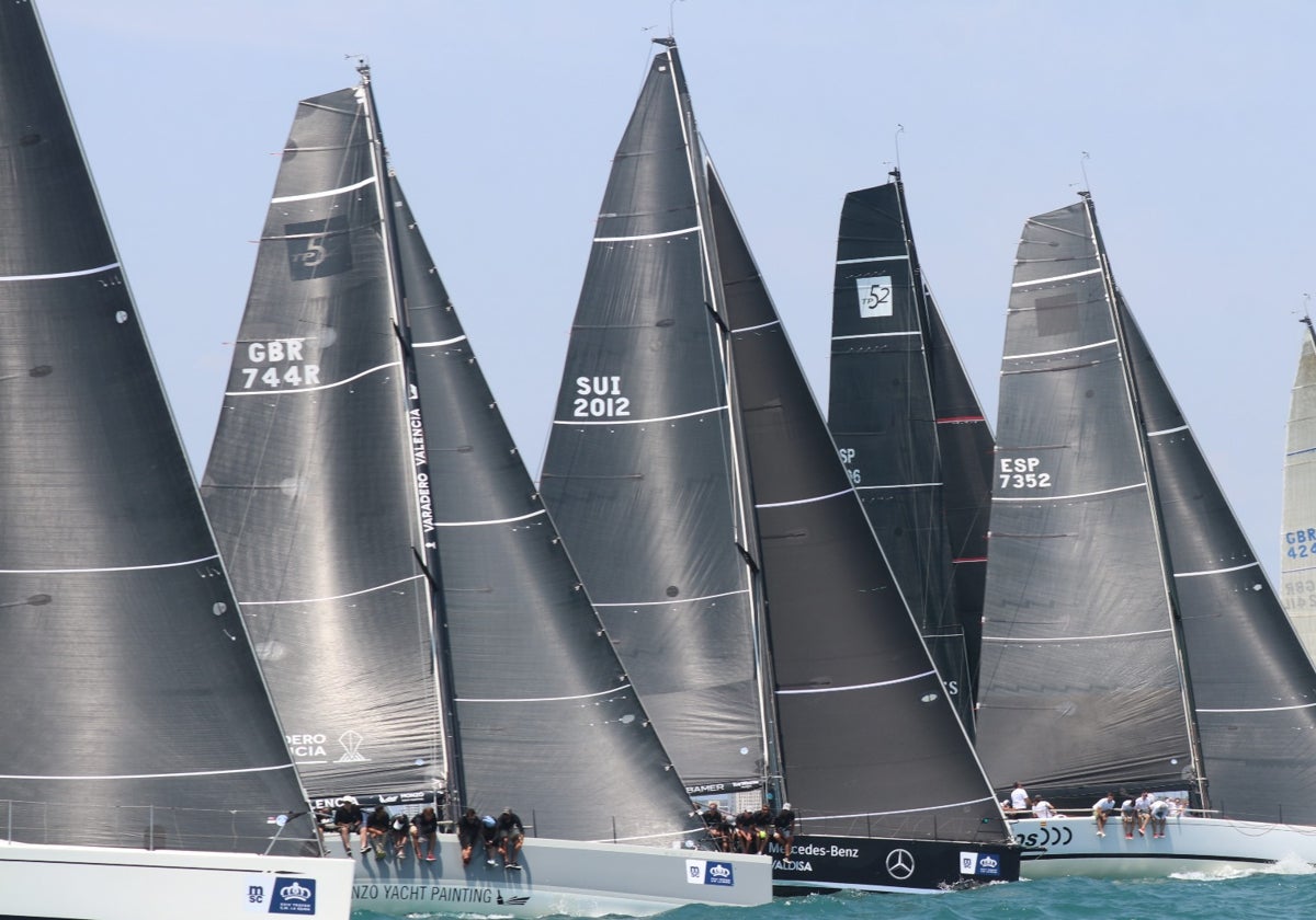 Imagen de participantes de Trofeo Reina de Vela