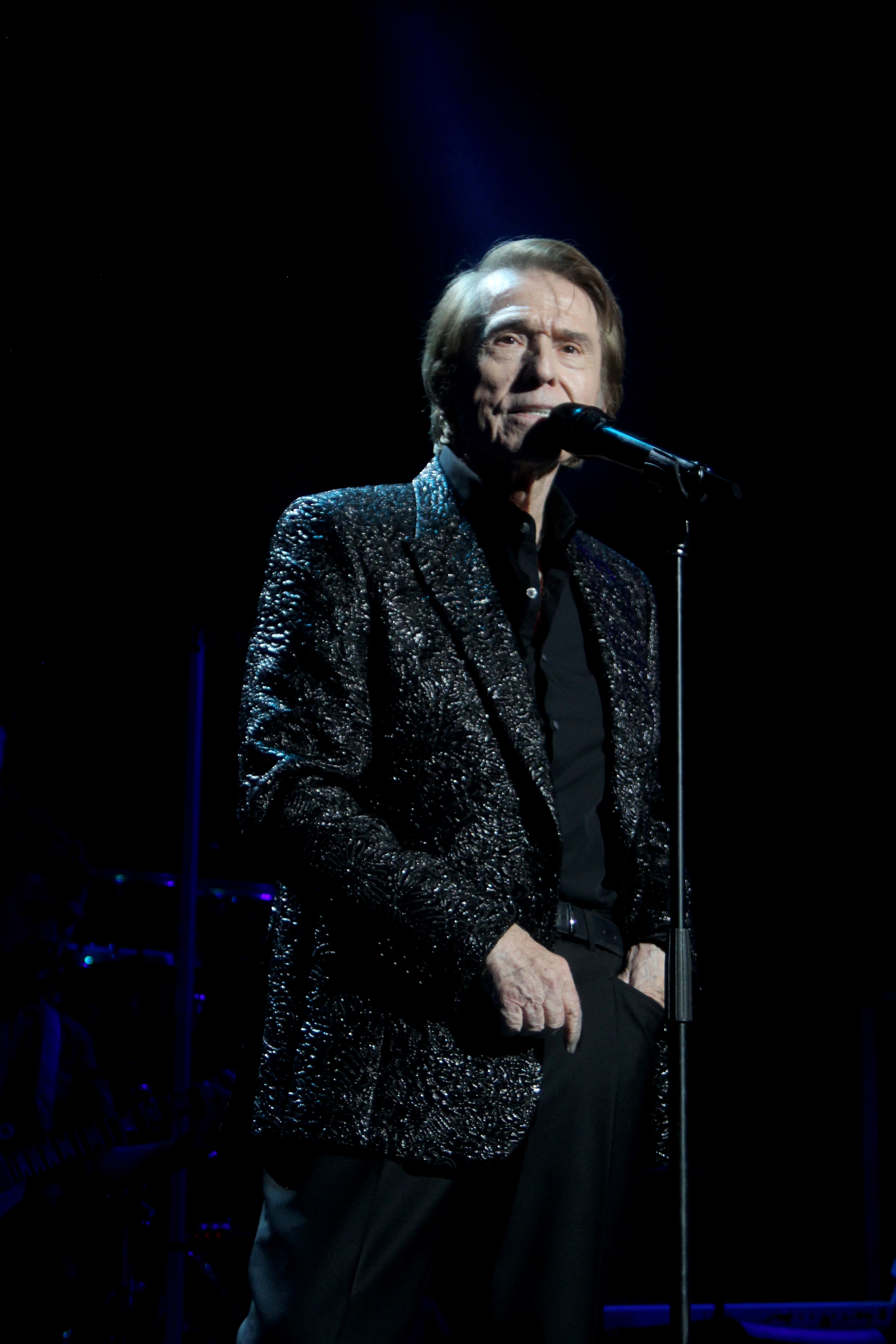 Fotos: el vibrante concierto de Raphael en Cabra