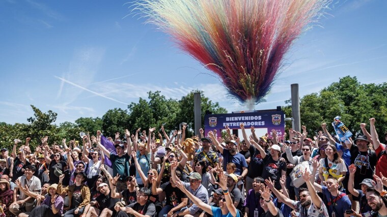 La multitud congregada en el Parque Juan Carlos I