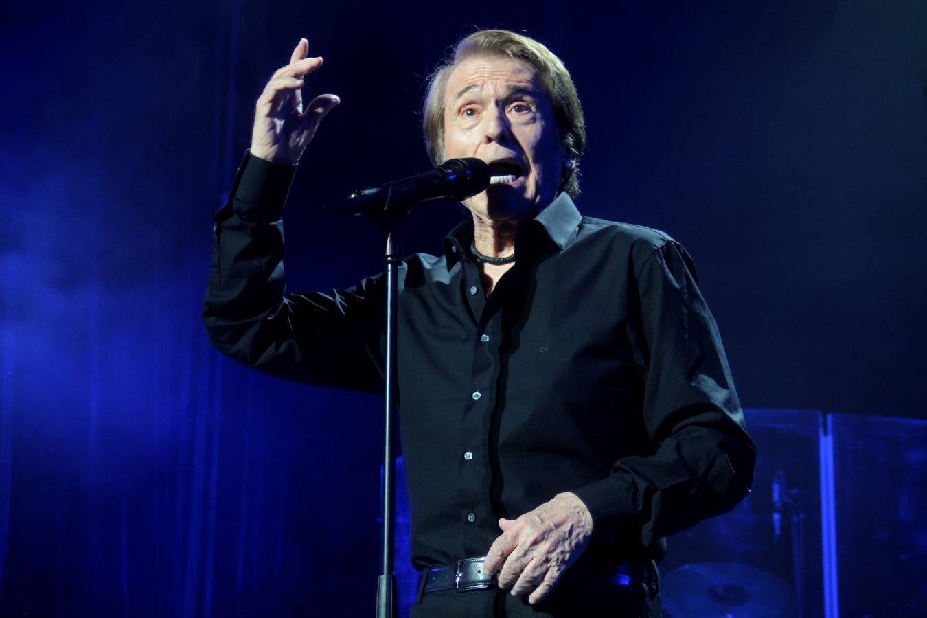 Fotos: el vibrante concierto de Raphael en Cabra