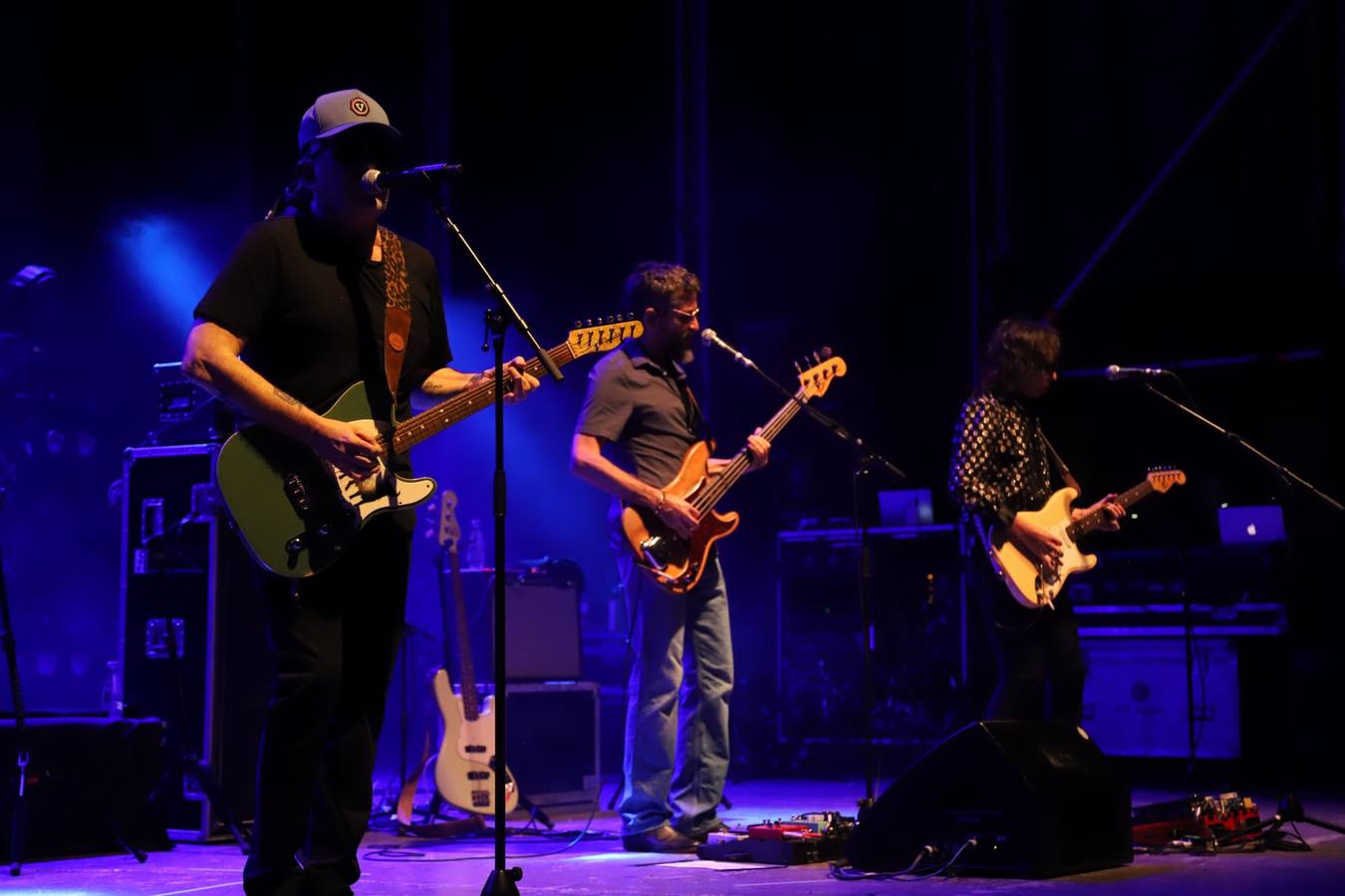 Fotos: el espectacular concierto de Andrés Calamaro en la Axerquía