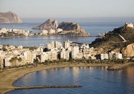 Este es el pueblo de Murcia más barato para alquilar una casa en la playa este verano