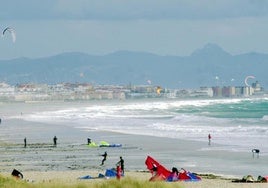 Un hombre muere ahogado en la playa de Los Lances de Tarifa