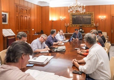 Bellido convoca ahora una consulta popular sobre las casetas fijas en la Feria
