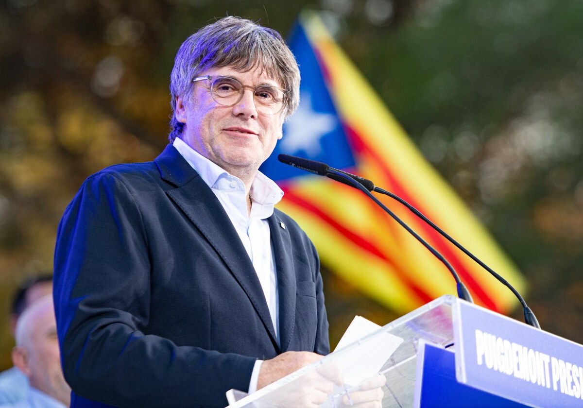 Carles Puigdemont, en un mitin durante la campaña de las elecciones europeas