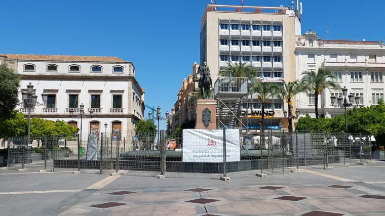 La plaza de Las Tendillas se prepara para un posible ascenso del Córdoba CF