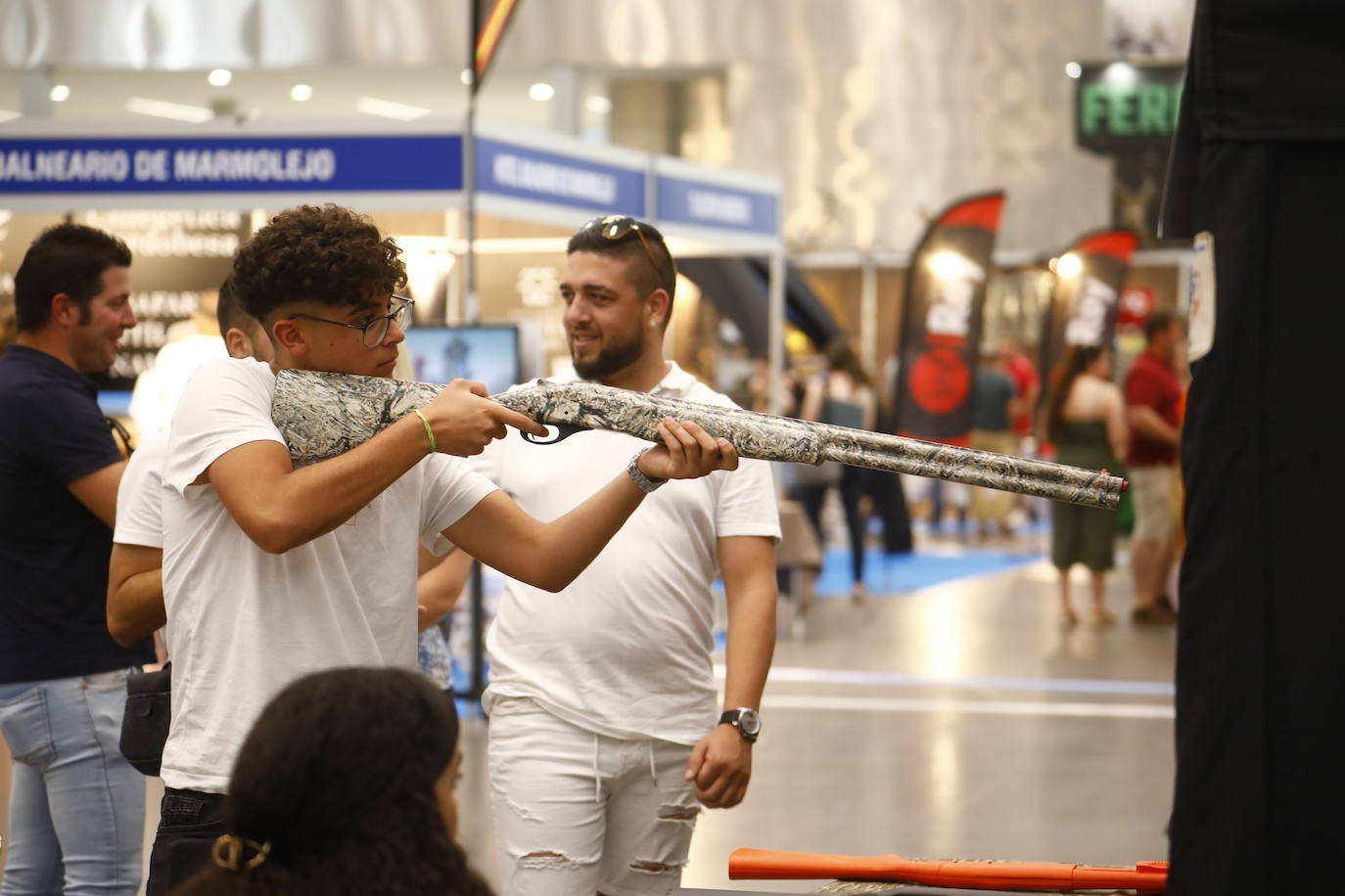 Fotos: el animado ambiente en Intercaza en Córdoba