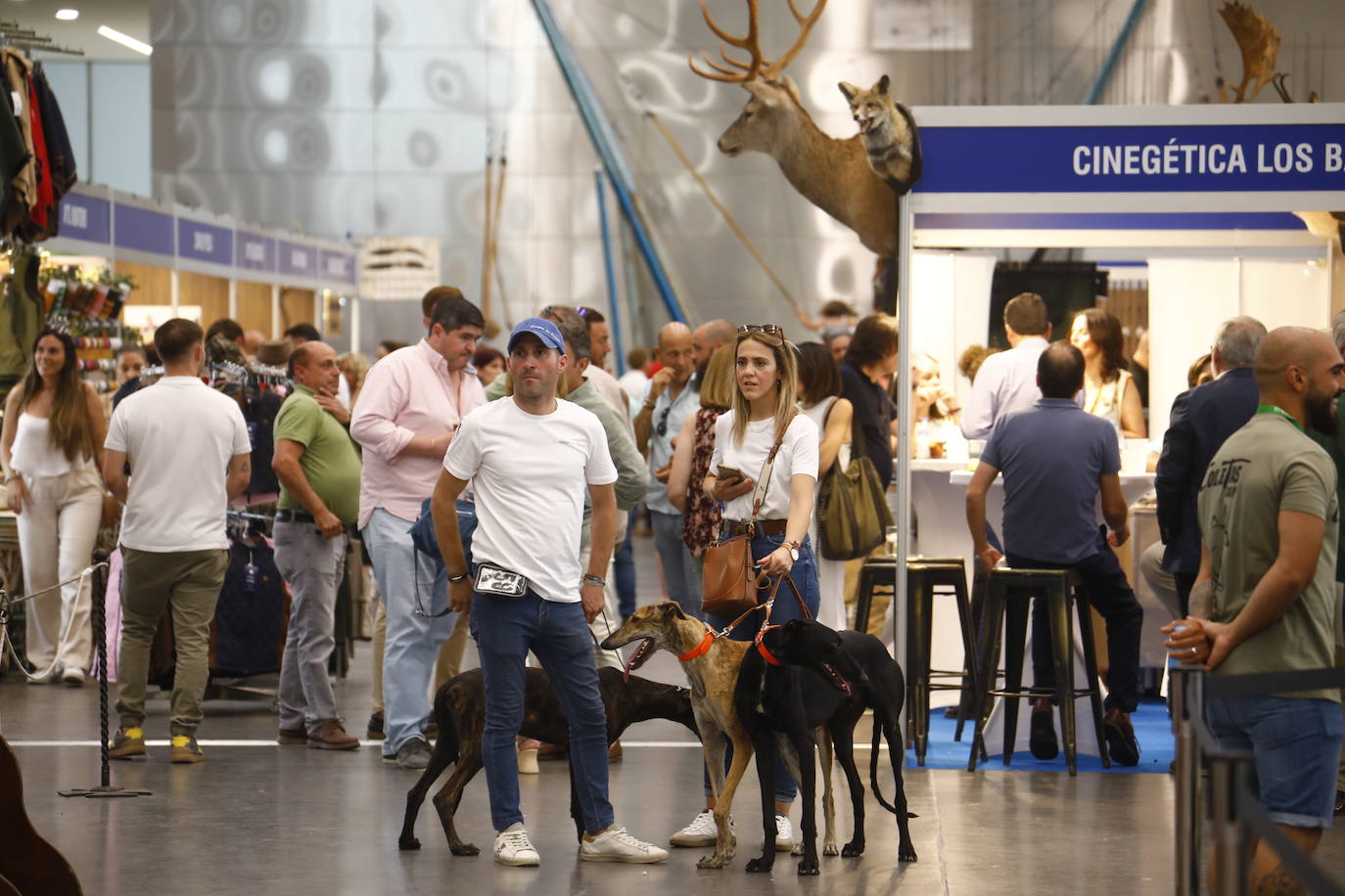 Fotos: el animado ambiente en Intercaza en Córdoba