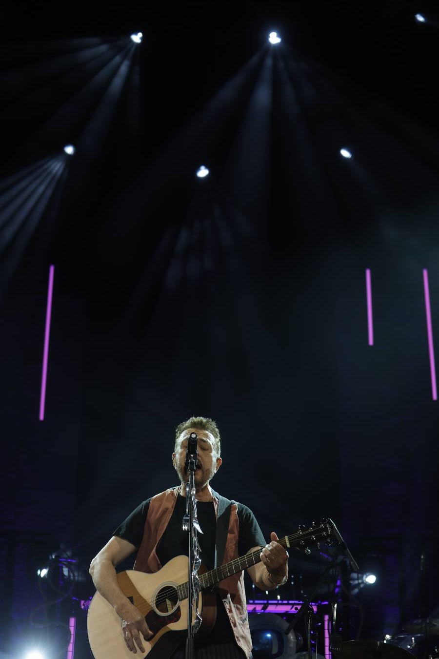 Manolo García enamora al público cordobés con un concierto único en imágenes